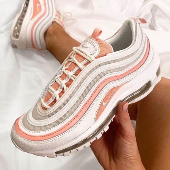 Nike Shoes - NWT Air Max 97